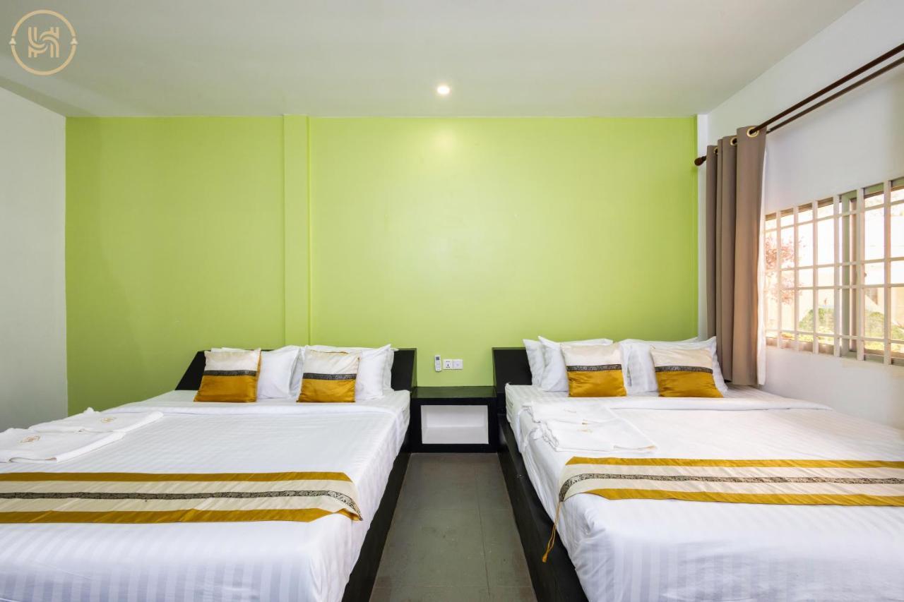 Hak Huot Residence Siem Reap Bagian luar foto