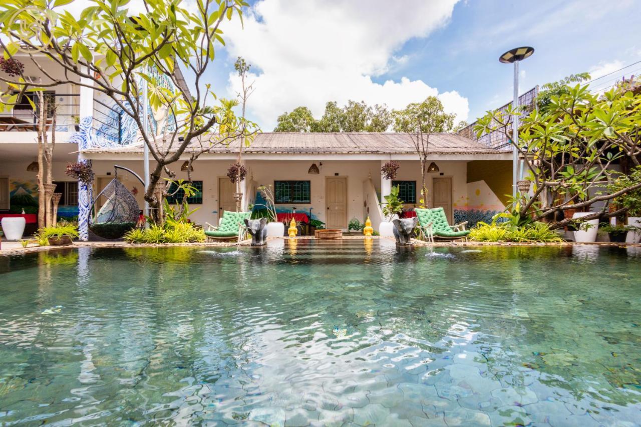 Hak Huot Residence Siem Reap Bagian luar foto