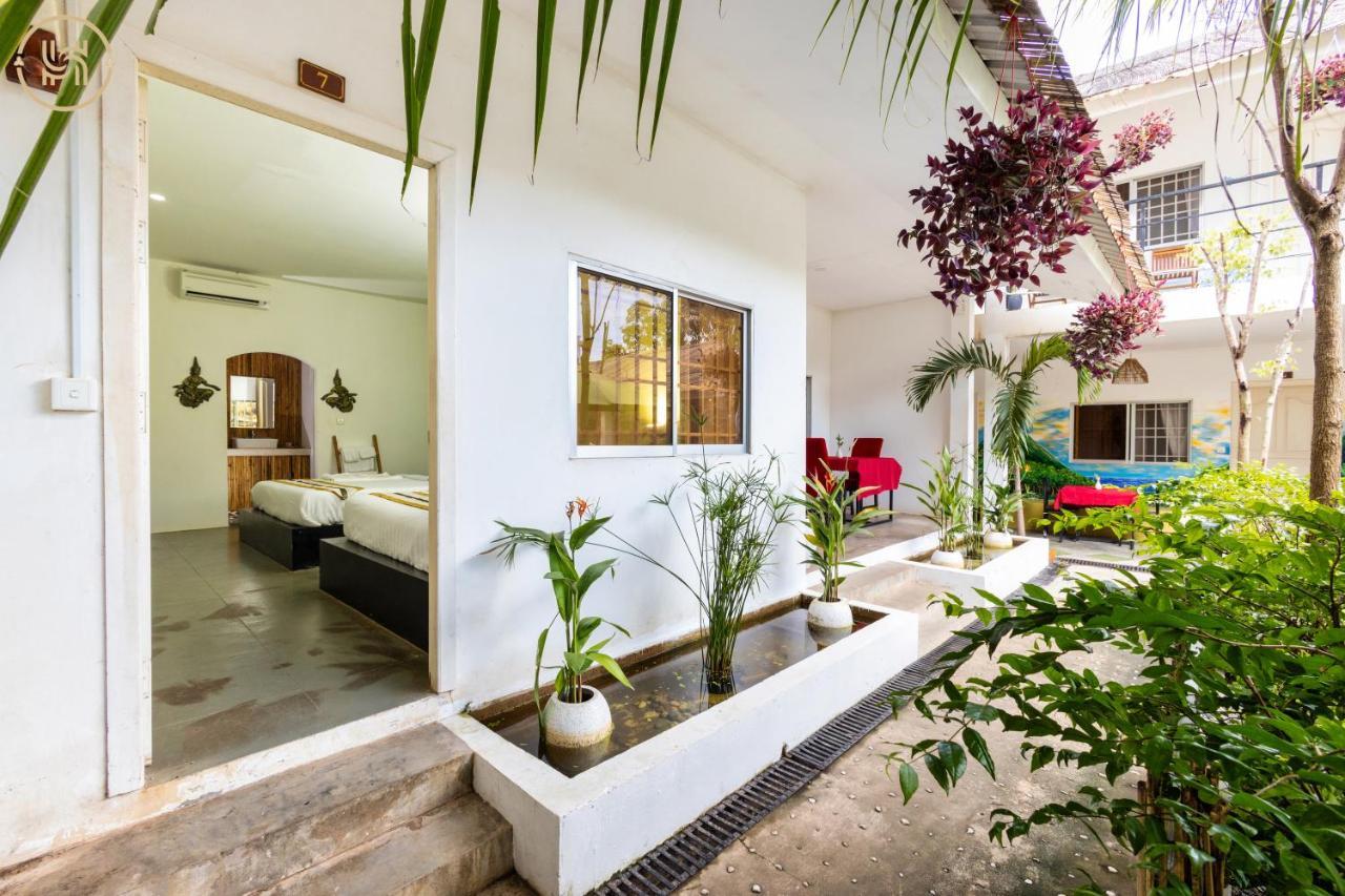 Hak Huot Residence Siem Reap Bagian luar foto