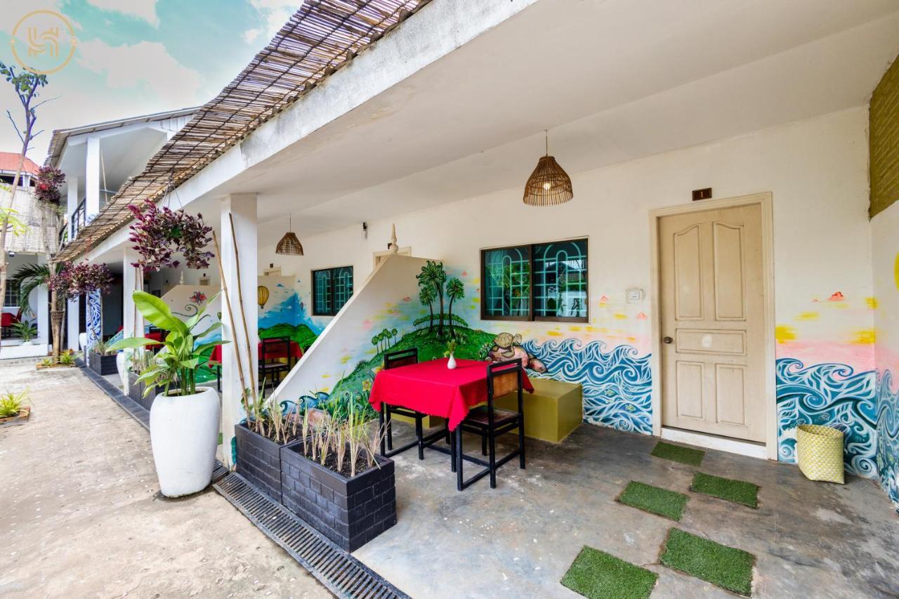 Hak Huot Residence Siem Reap Bagian luar foto