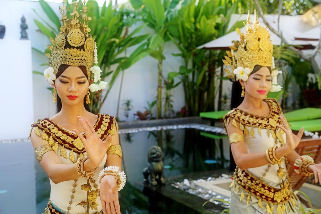 Hak Huot Residence Siem Reap Bagian luar foto