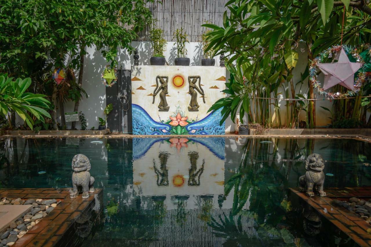 Hak Huot Residence Siem Reap Bagian luar foto